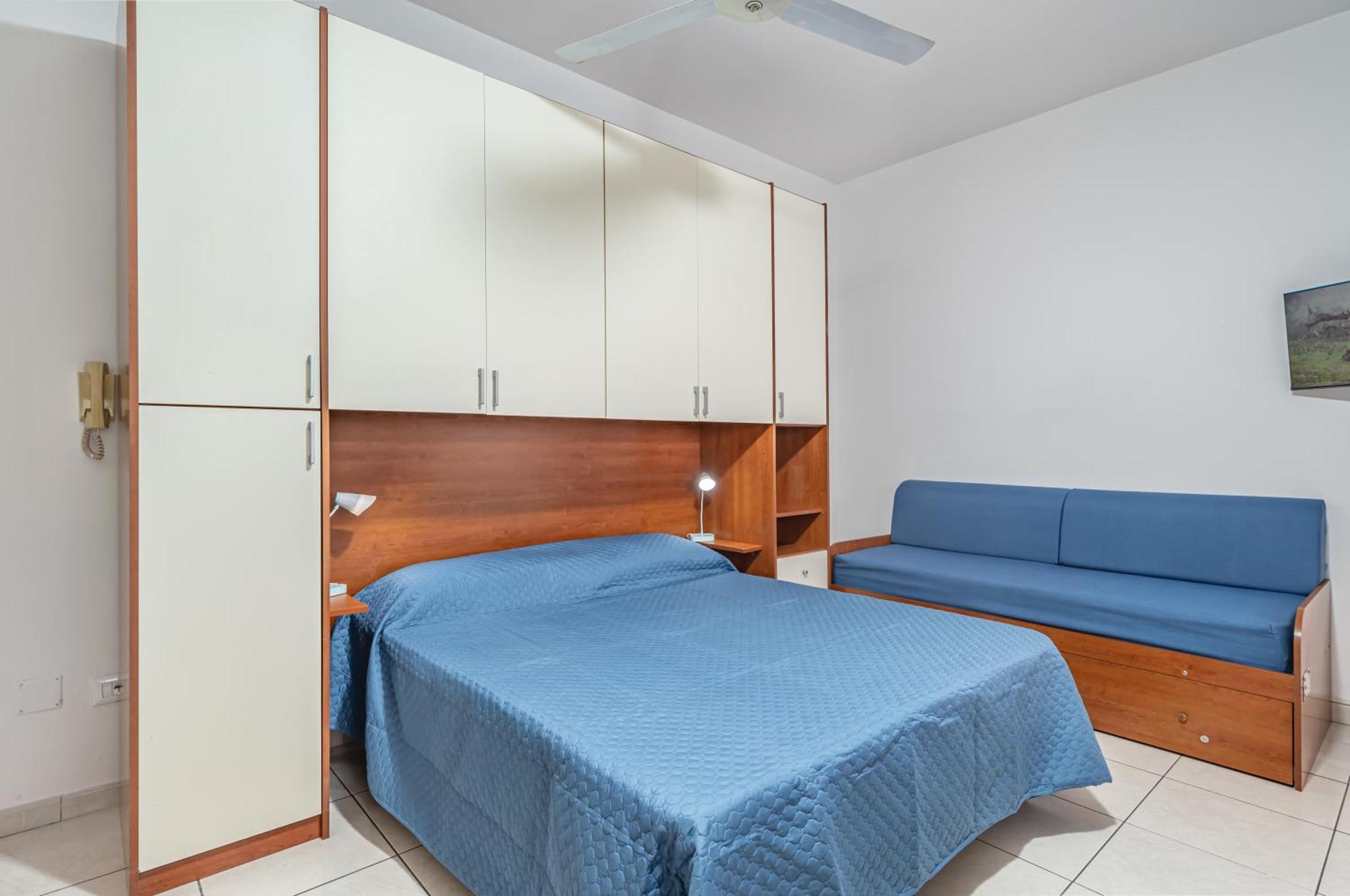 Cozy X2 - W/ Balcony * Giardini Naxos